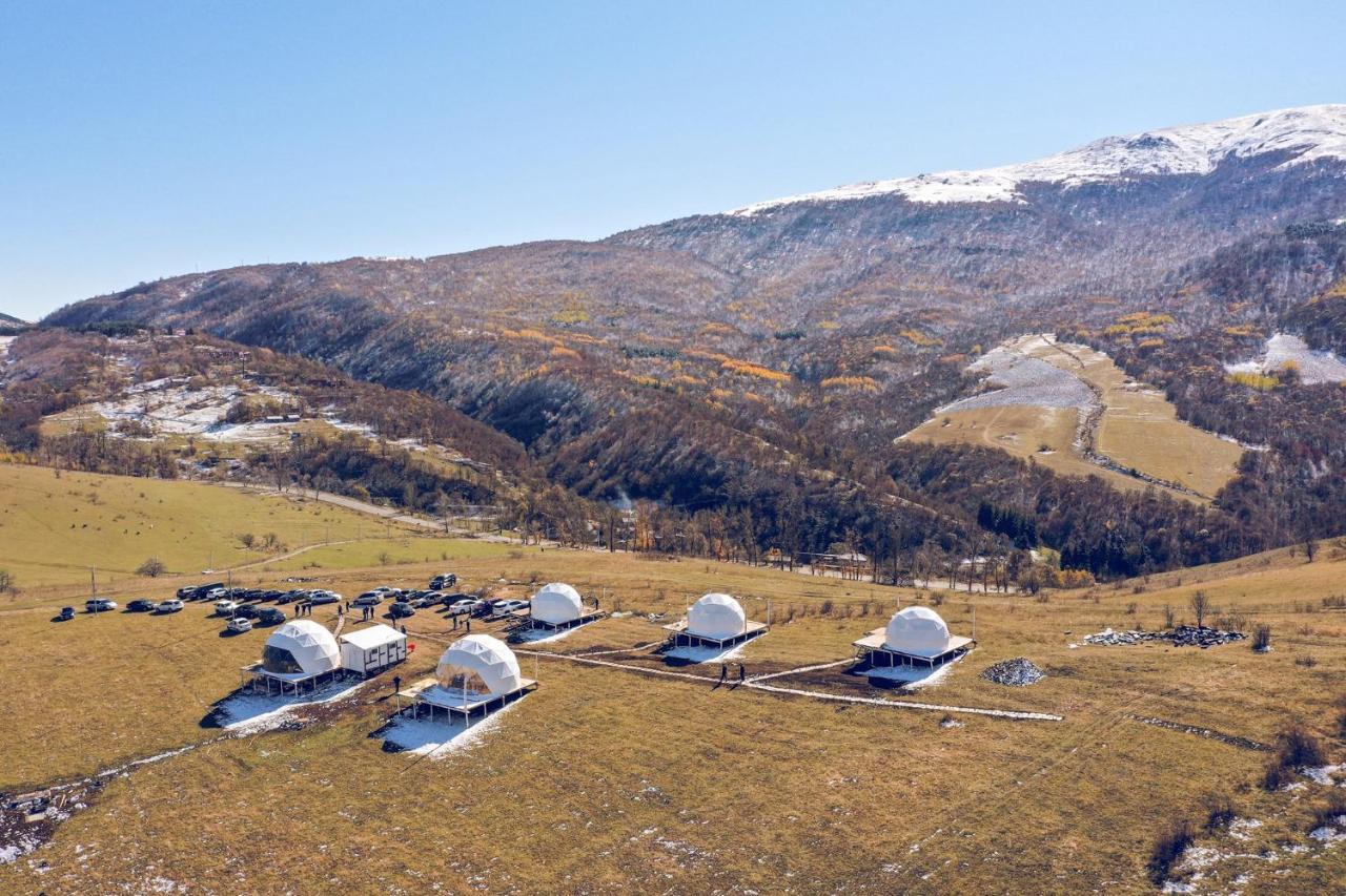 Отель Glamping Park Шаумян Экстерьер фото