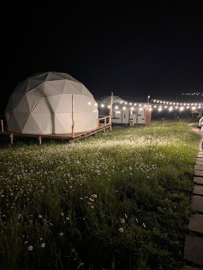 Отель Glamping Park Шаумян Экстерьер фото