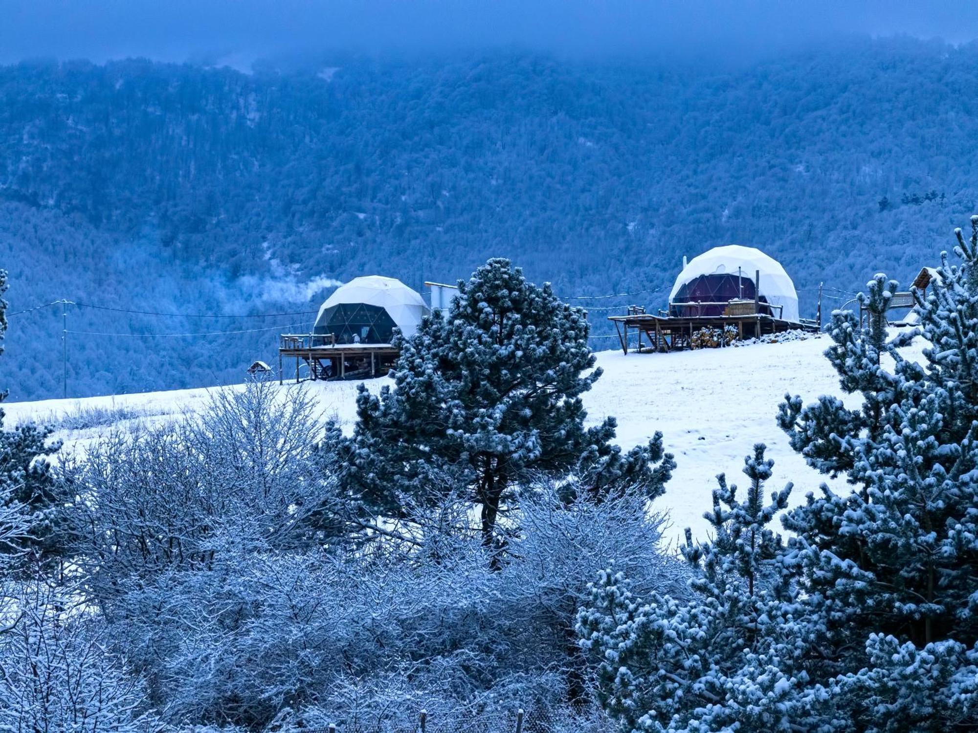Отель Glamping Park Шаумян Экстерьер фото
